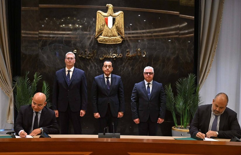 توقيع مشروع "بولي سيرف" للكيماويات