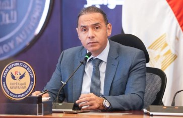 الدكتور إسلام عزام