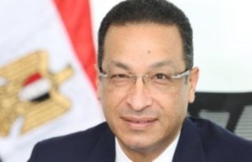 الدكتور رأفت هندي وزير الاتصالات
