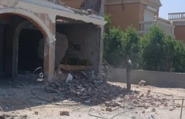 إزالة 14 مخالفة بناء داخل كمبوند ستيلا مصر الجديدة