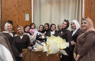 طالبات كلية الزراعة بالزقازيق 
