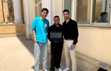 فريق العمل 