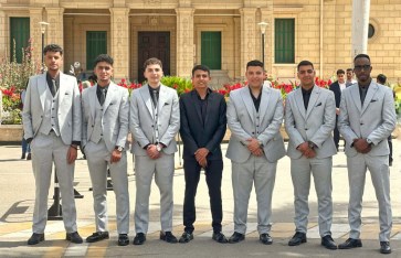 طلاب آداب القاهرة