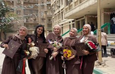 طالبات كلية الزراعة 