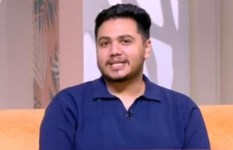 الفنان عمر محمد رياض
