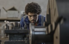 أدهم شكر 