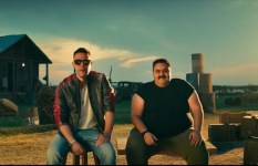 فيلم صقر وكناريا