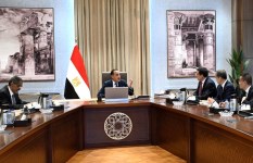 لقاء رئيس الوزراء مع رئيس وكالة أنباء شينخوا 