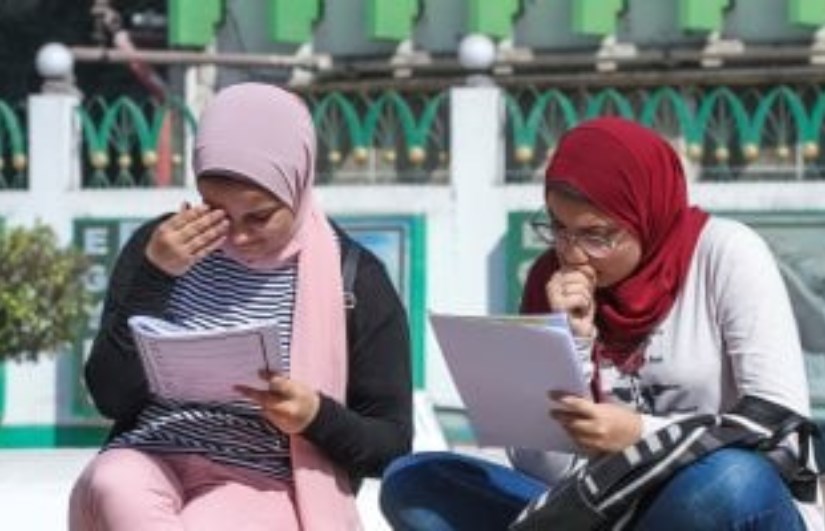 طلاب الثانوية العامة 