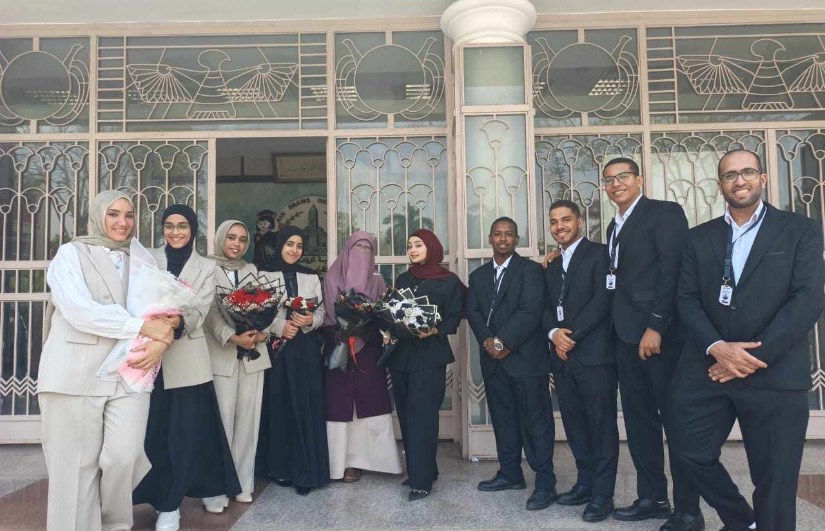 طلبة قسم الأغذية بزراعة عين شمس 