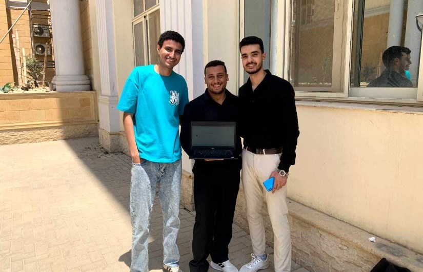 فريق العمل 