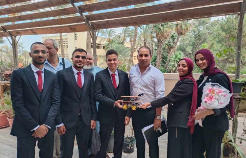 طلبة جامعة القاهرة 