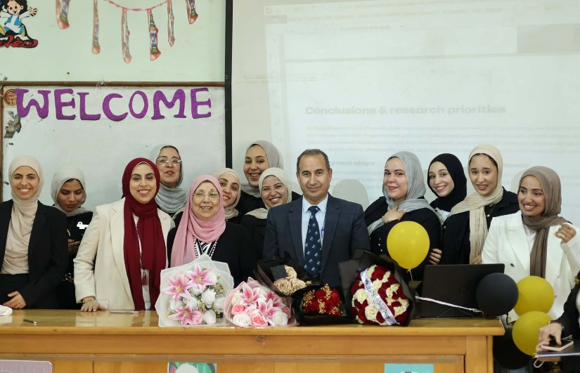 طلاب قسم الميكروبيولوجيا الزراعية بكلية الزراعة جامعة الزقازيق