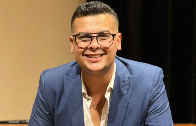 الفنان محمد عصمت