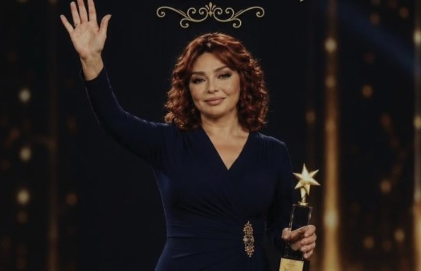 الفنانة نبيلة عبيد