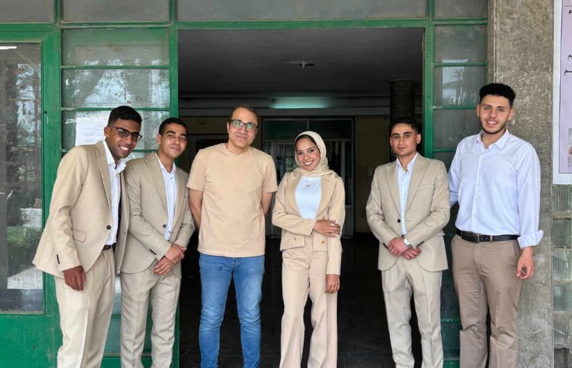 فريق مشروع التخرج
