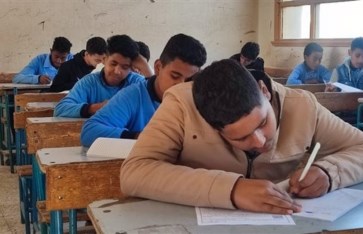 امتحانات الشهادة الإعدادية 