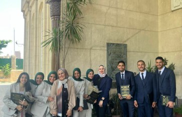 طلاب الجامعة 