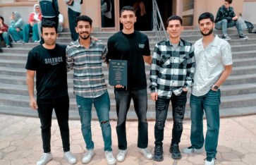 طلاب المعهد العالي للتسويق والتجارة