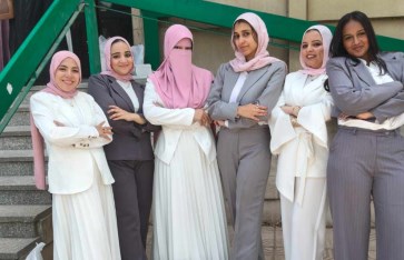 فريق العمل 