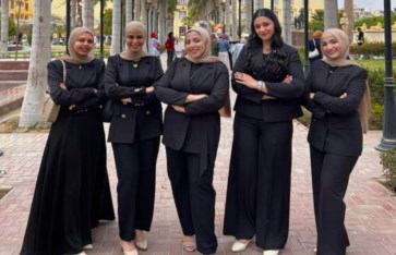 فريق العمل