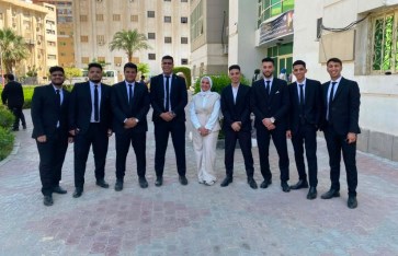 فريق العمل 