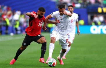 مصر ضد إيران 