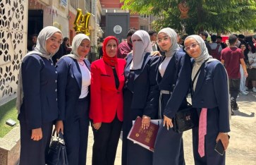 طلاب جامعة العاصمة