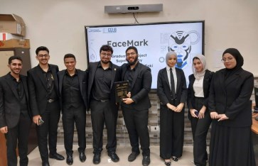 طلاب الجامعة المصرية للتعلم الإلكتروني
