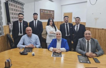 طلاب كلية التجارة بجامعة طنطا  