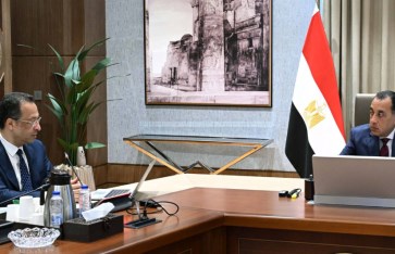 اجتماع رئيس الوزراء مع وزير الاتصالات