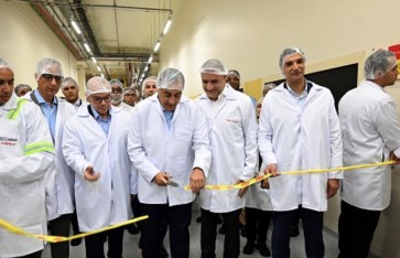 رئيس الوزراء يفتتح خط انتاج بمصنع نستلة