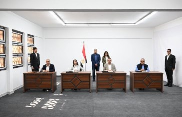 توقيع مذكرة تفاهم توثيق تراث رشيد