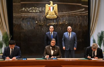 رئيس الوزراء يشهد توقيع مذكرة تفاهم لإنشاء أول مصنع لتوربينات الرياح في مصر