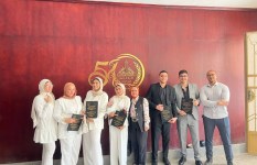 طلاب جامعة عين شمس 