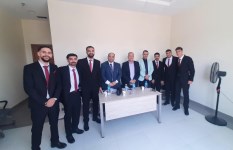فريق العمل
