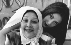 رضوى الشربيني ووالدتها