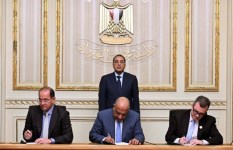 رئيس الوزراء يشهد توقيع بروتوكول لتمويل تطوير شبكة الكهرباء