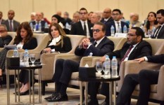 وزير الصحة أثناء المؤتمر