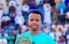 عمر عبدالقادر 