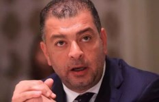 هانى شكرى