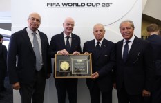 انفانتينو وهاني أبوريدة 