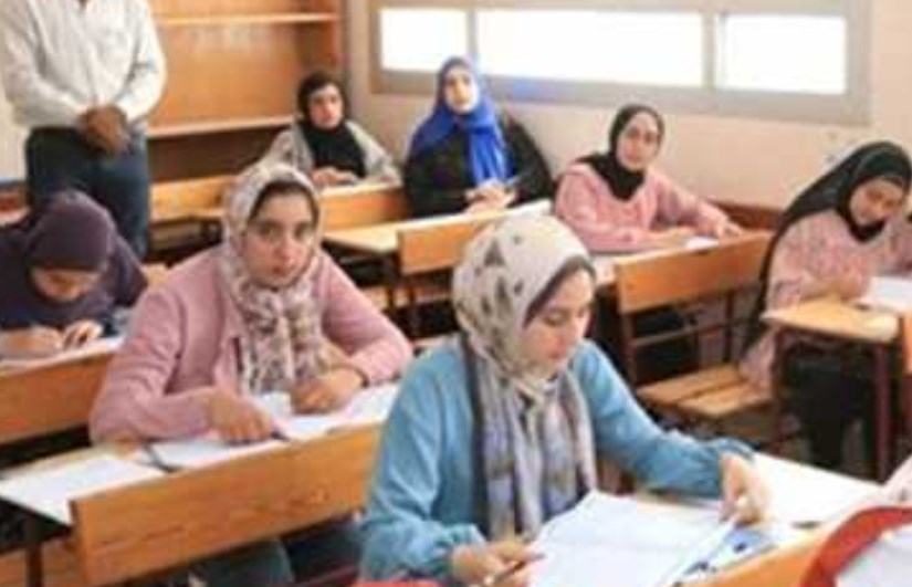 امتحانات الشهادة الإعدادية 