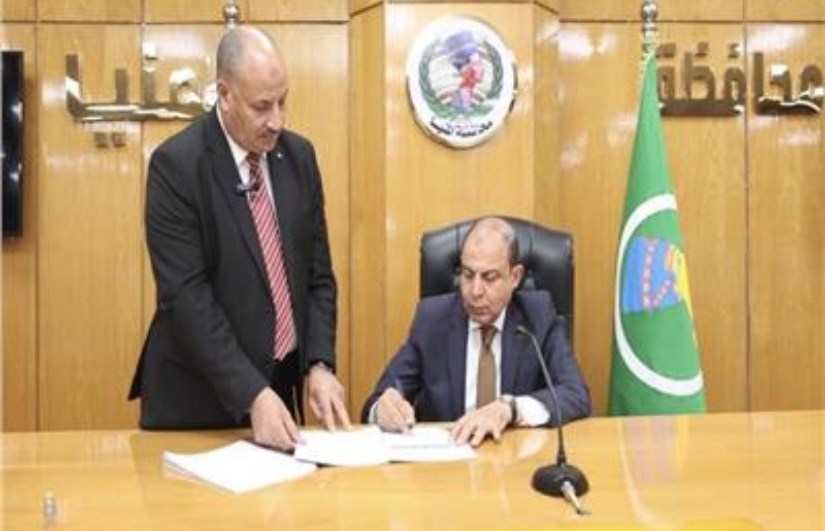 محافظ المنيا يعتمد نتيجة الشهادة الإعدادية
