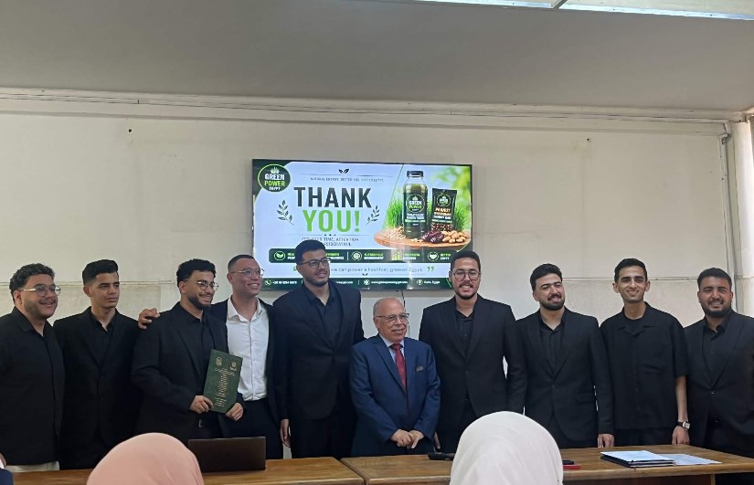 طلاب زراعة عين شمس 