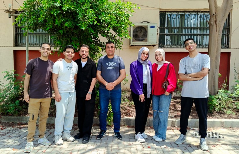 فريق العمل 