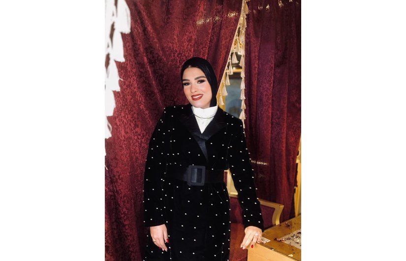 د. آمال عبد العزيز 