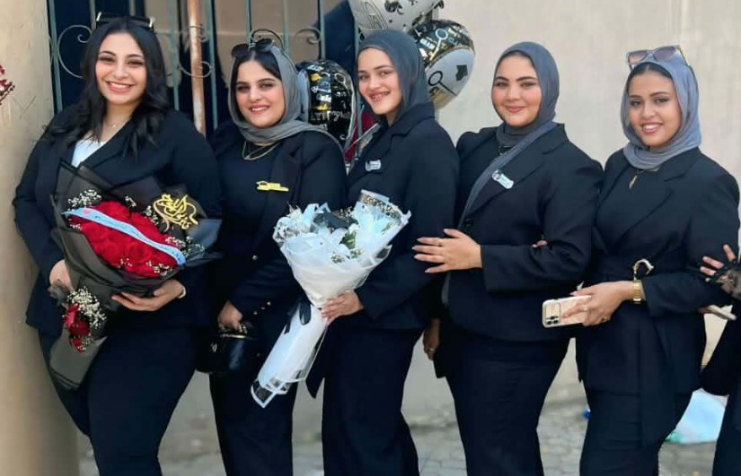 فريق العمل 