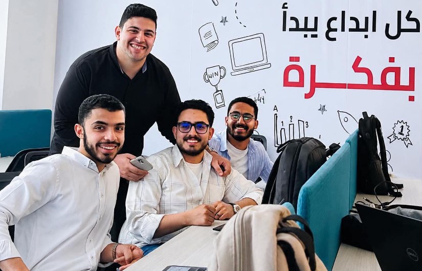 فريق العمل 