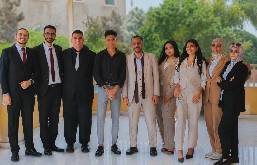 أعضاء الفريق